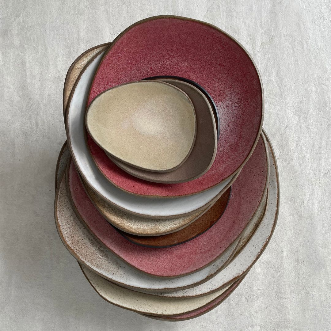 Hana Karim Medium Plate in Petal Pink